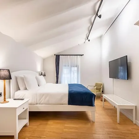 Luxury Flat In